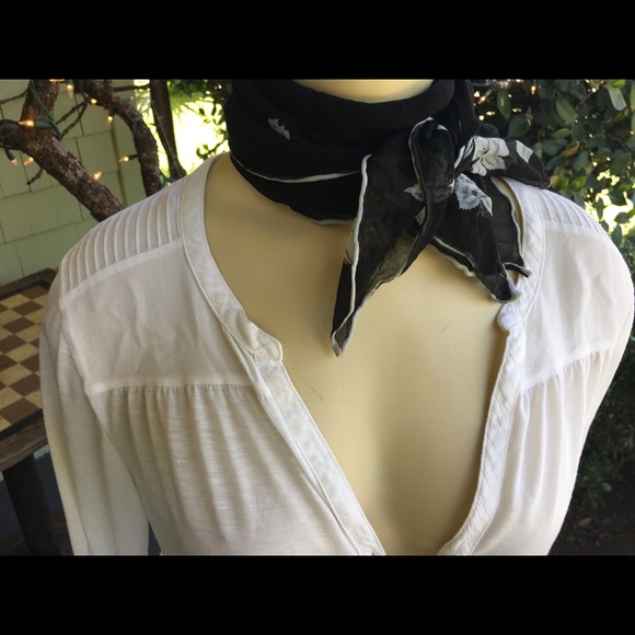 FREE ITEM W/PURCHASE Basic White Peasant Shirt - Picture 2 of 6